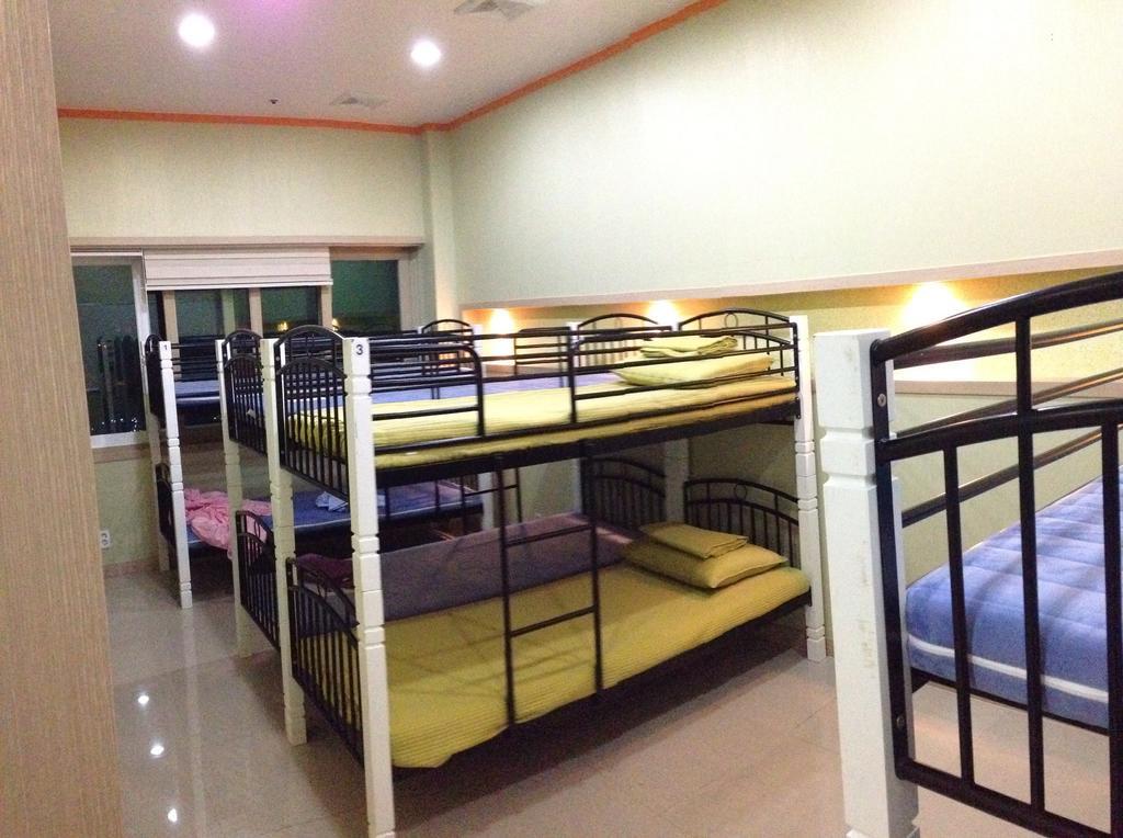 Champ Hostel Busan Cameră foto